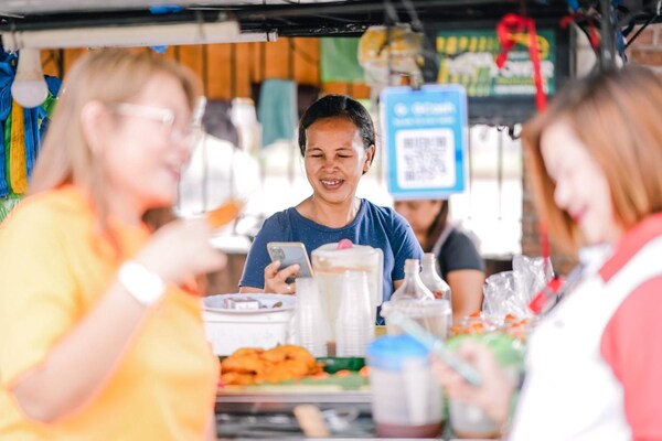 ENABLING FILIPINOS TO THRIVE EVERY DAY. GCash empowers micro, small and medium businesses like wet market vendors by providing them with digital financial tools that enable them to earn more, grow their business, and leverage opportunities to make money work for them.